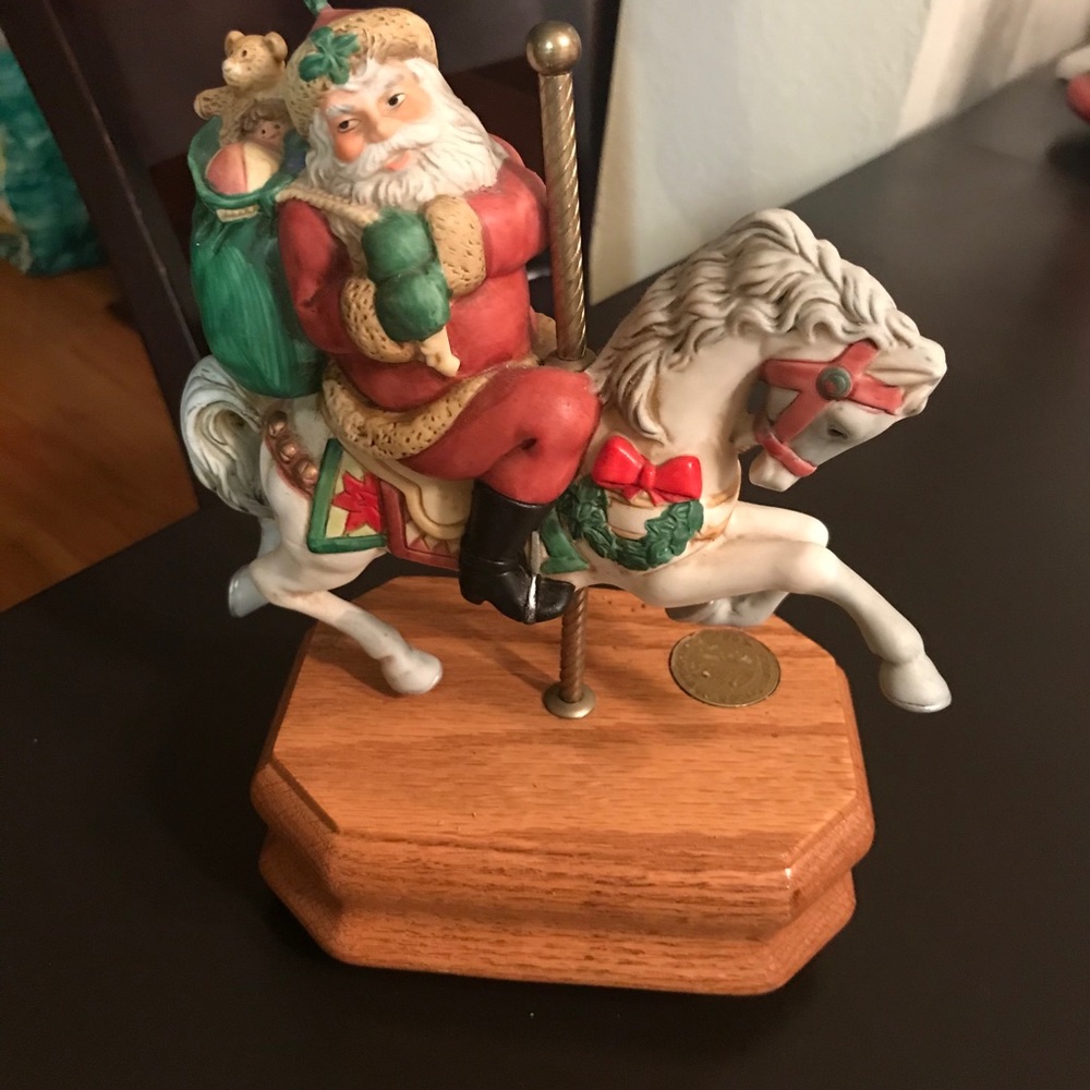 Willitts Melodies Carousel Waltz 60 Horse.